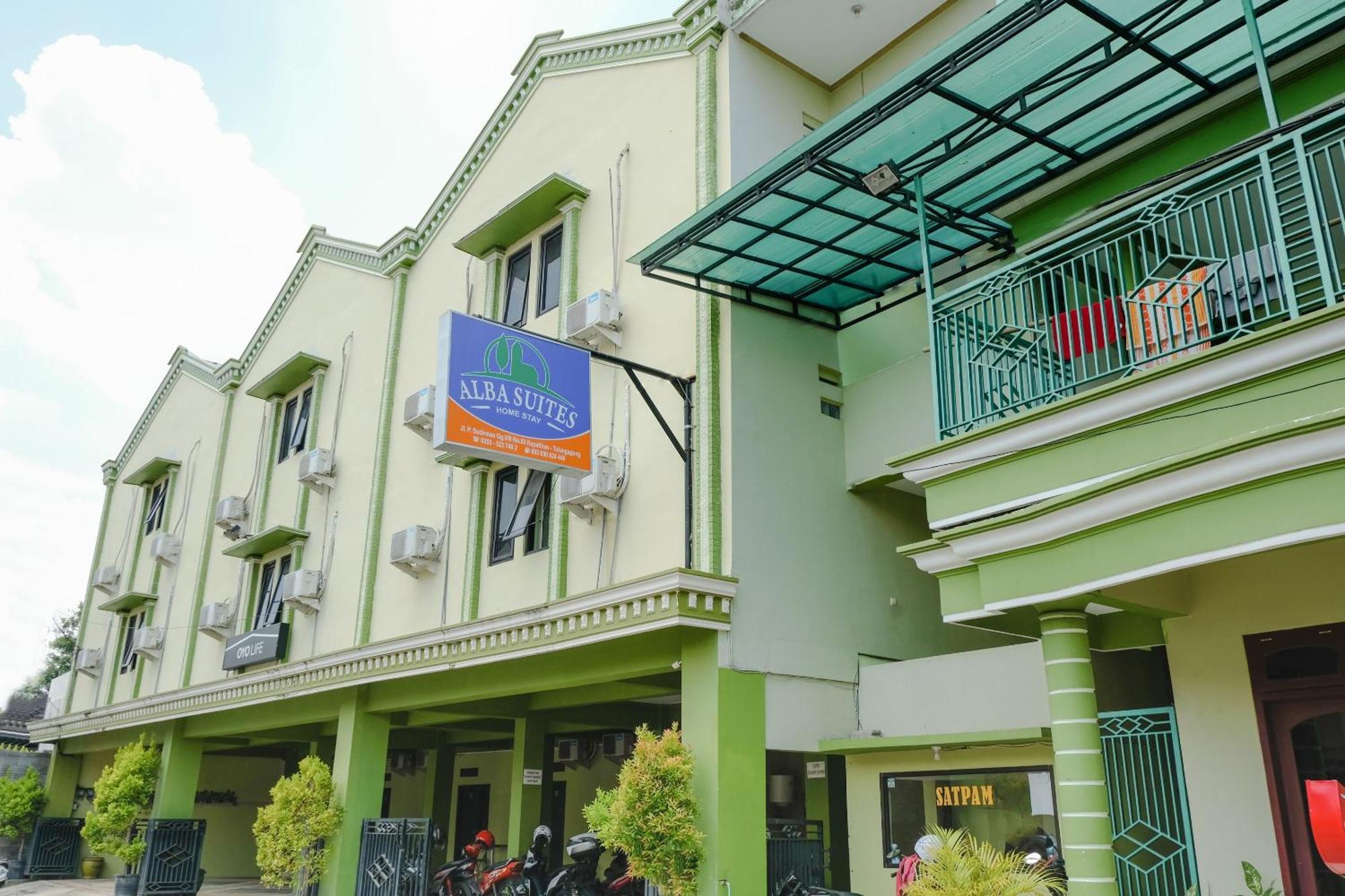 OYO Life 2508 Alba Suites Homestay Syariah Tulungagung Luaran gambar