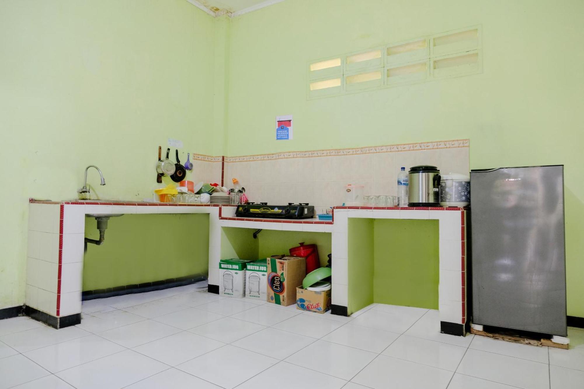 OYO Life 2508 Alba Suites Homestay Syariah Tulungagung Luaran gambar