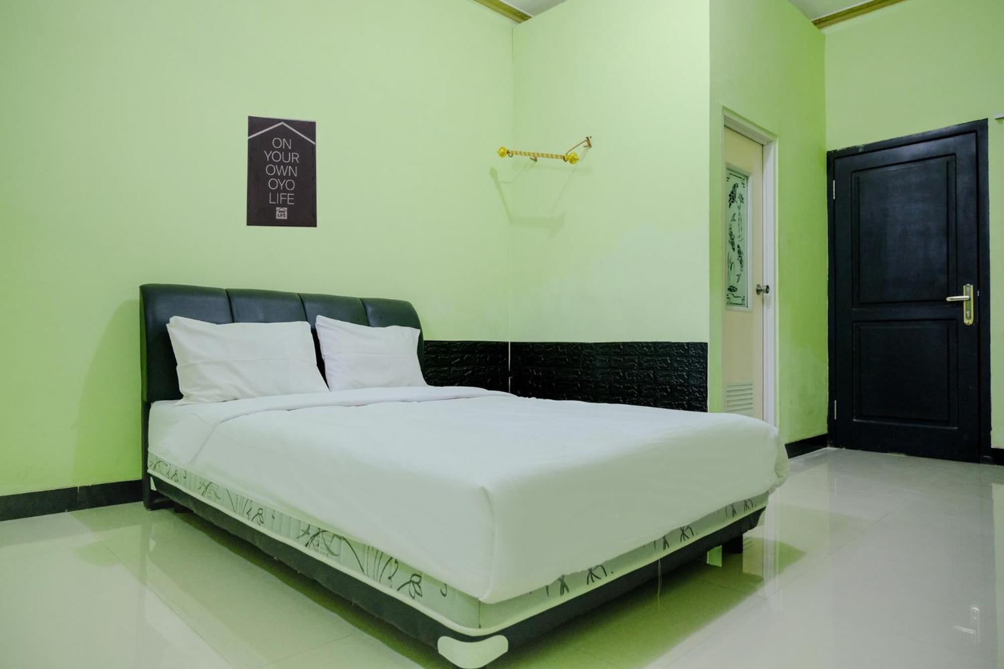OYO Life 2508 Alba Suites Homestay Syariah Tulungagung Luaran gambar