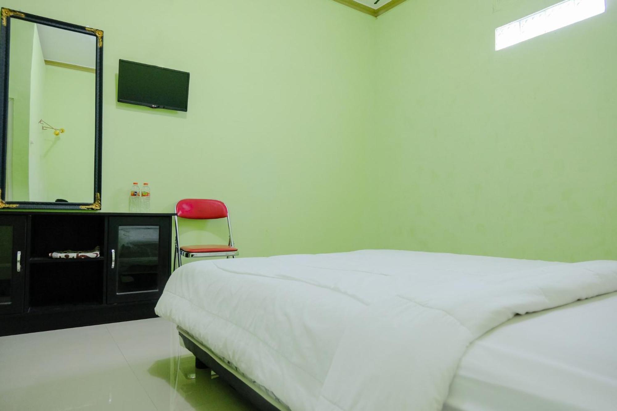 OYO Life 2508 Alba Suites Homestay Syariah Tulungagung Luaran gambar